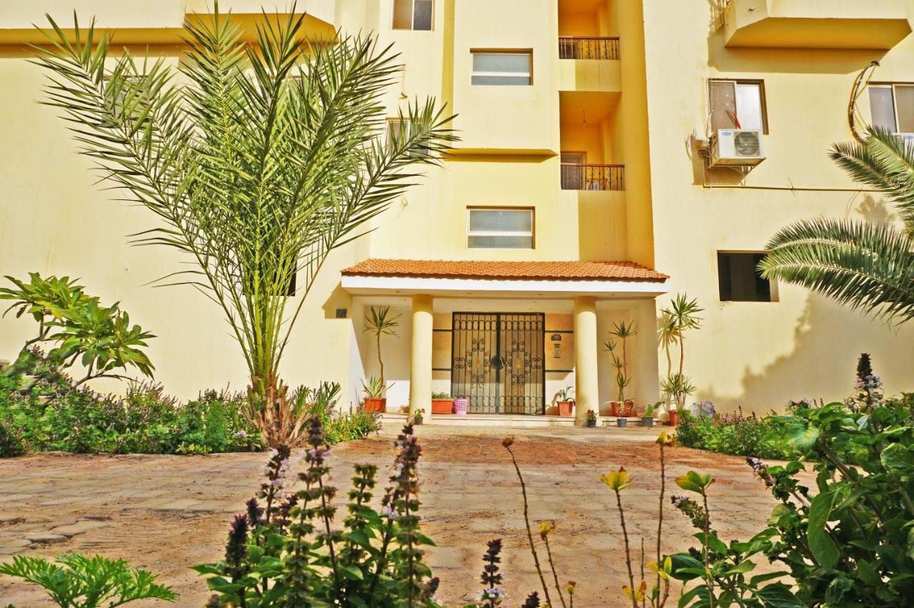 The Touristic Promenade Apartment ฮูร์กาดา ภายนอก รูปภาพ