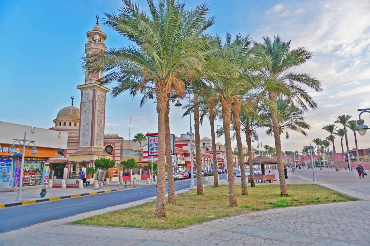 The Touristic Promenade Apartment ฮูร์กาดา ภายนอก รูปภาพ