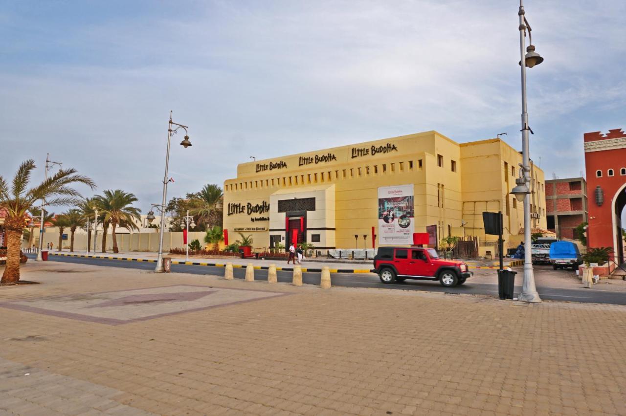 The Touristic Promenade Apartment ฮูร์กาดา ภายนอก รูปภาพ