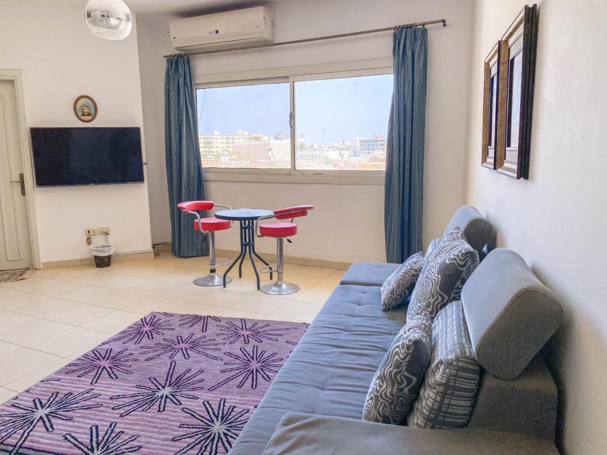 The Touristic Promenade Apartment ฮูร์กาดา ภายนอก รูปภาพ